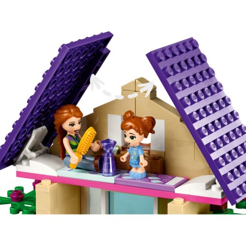 LEGO® Friends 41679 Domek v lese